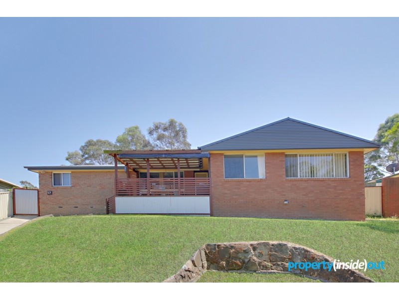 17 Kyleanne Place, Dean Park NSW 2761