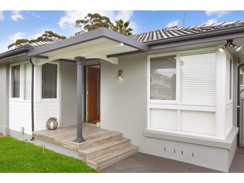 37 Woodlawn Drive, Toongabbie NSW 2146