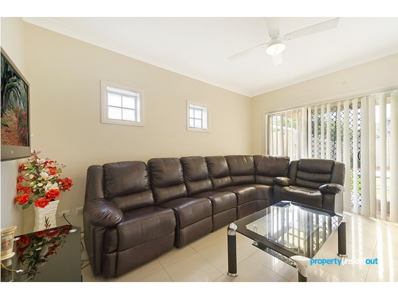 1/169 Cornelia Rd, Toongabbie NSW 2146
