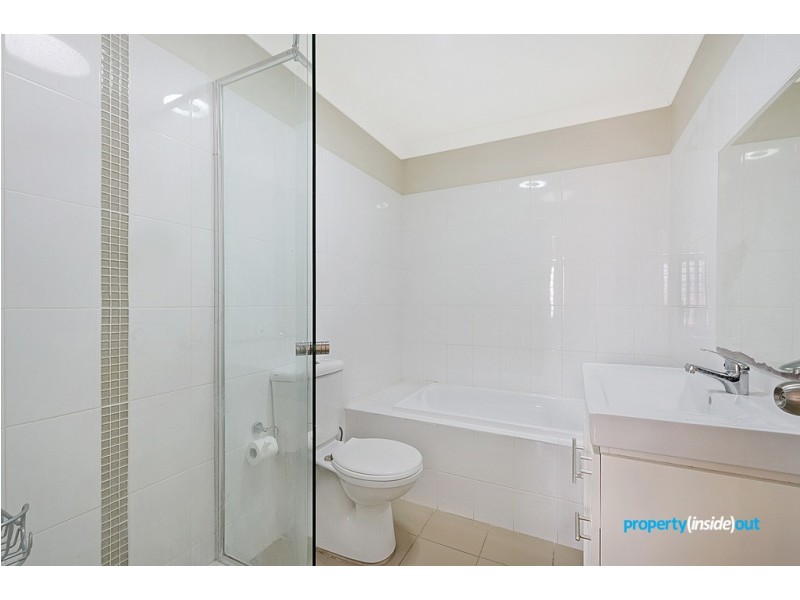 1/169 Cornelia Rd, Toongabbie NSW 2146