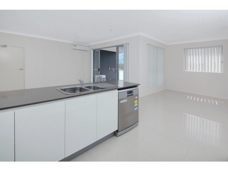 10/1-2 Harvey Place, Toongabbie NSW 2146