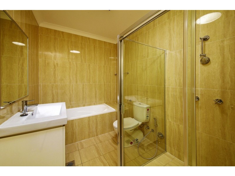 14B Carinya Road, Girraween NSW 2145