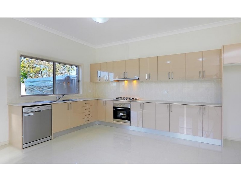 14A Carinya Road, Girraween NSW 2145