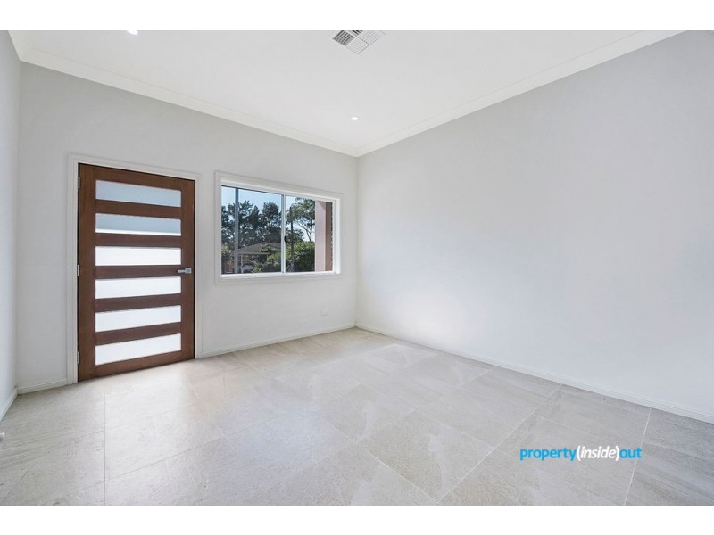 32A Portia Rd, Toongabbie NSW 2146
