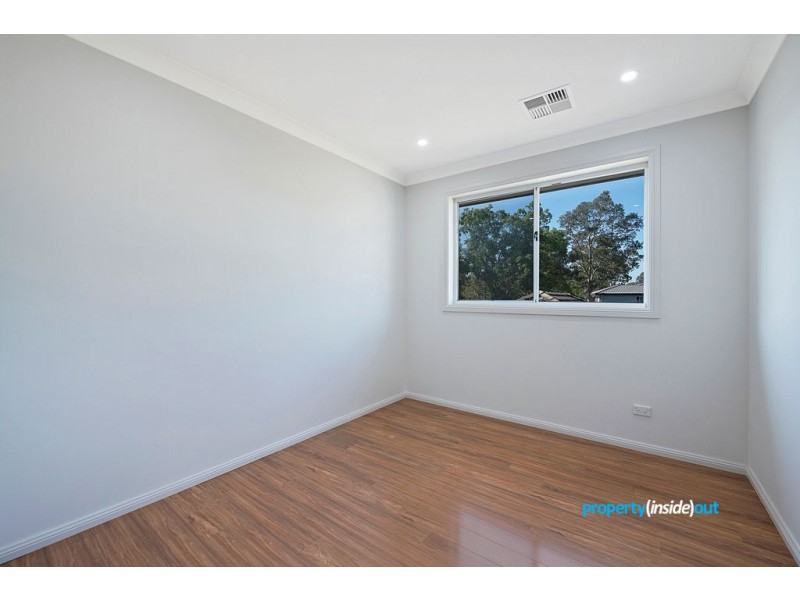 32A Portia Rd, Toongabbie NSW 2146