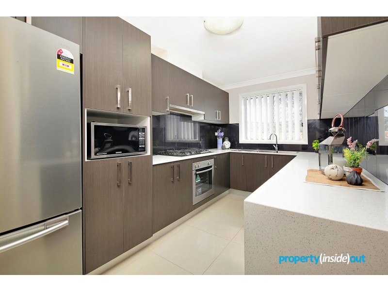 4/131 Hyatts Road, Plumpton NSW 2761