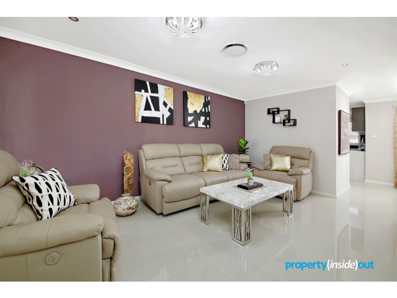 4/131 Hyatts Road, Plumpton NSW 2761