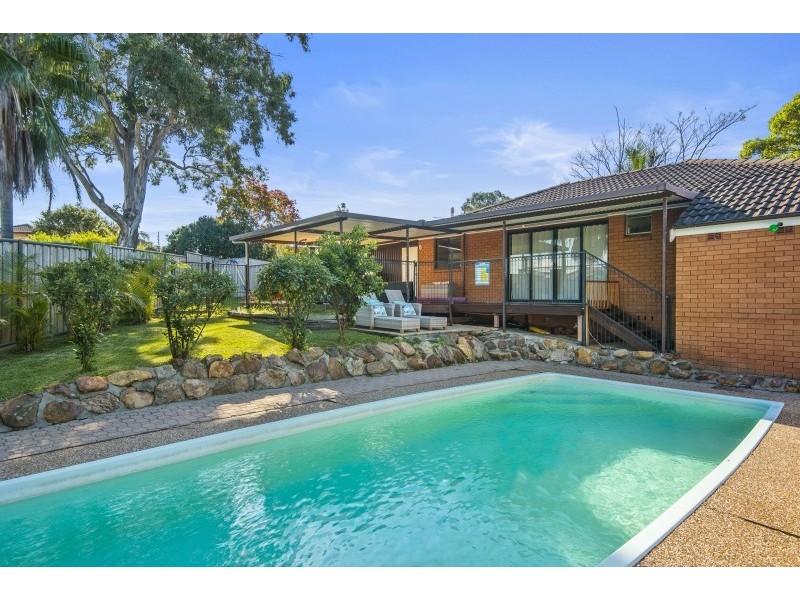 8 Oba Place, Toongabbie NSW 2146