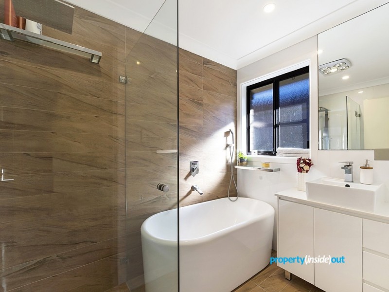 40 Orleans Crescent, Toongabbie NSW 2146