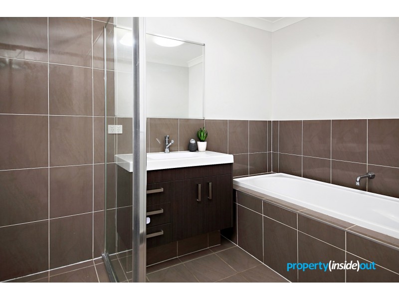 20 Rafter Parade, Ropes Crossing NSW 2760