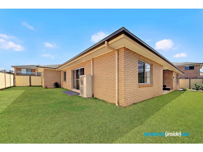 20 Firetail Grove, Plumpton NSW 2761