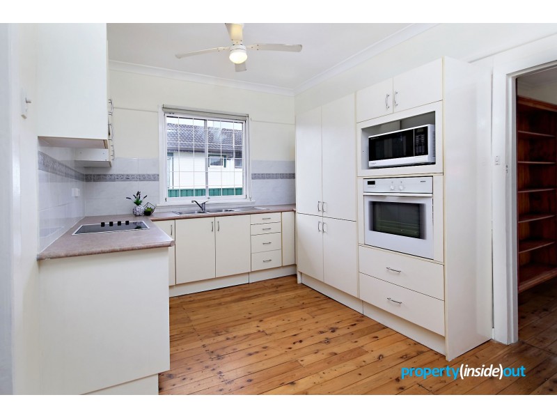 22 Station Road, Toongabbie NSW 2146