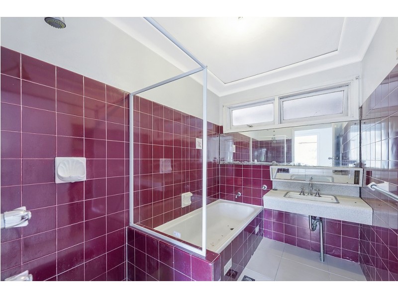 18 Maunder Ave, Girraween NSW 2145