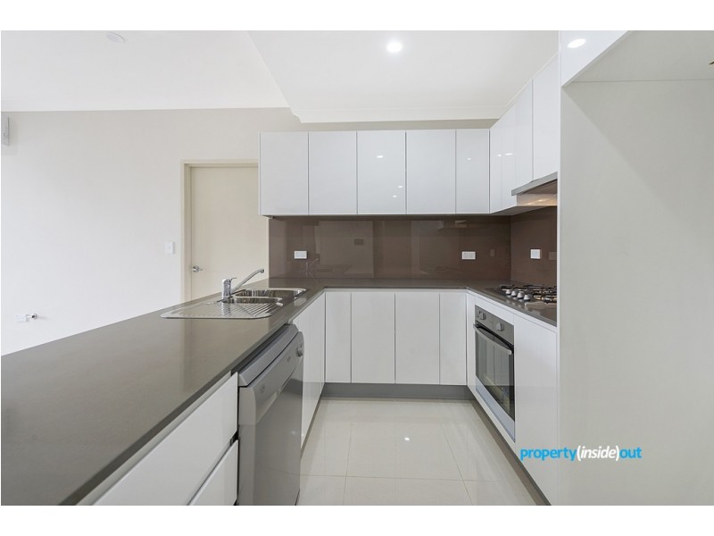 2/2-4 Octavia Street, Toongabbie NSW 2146