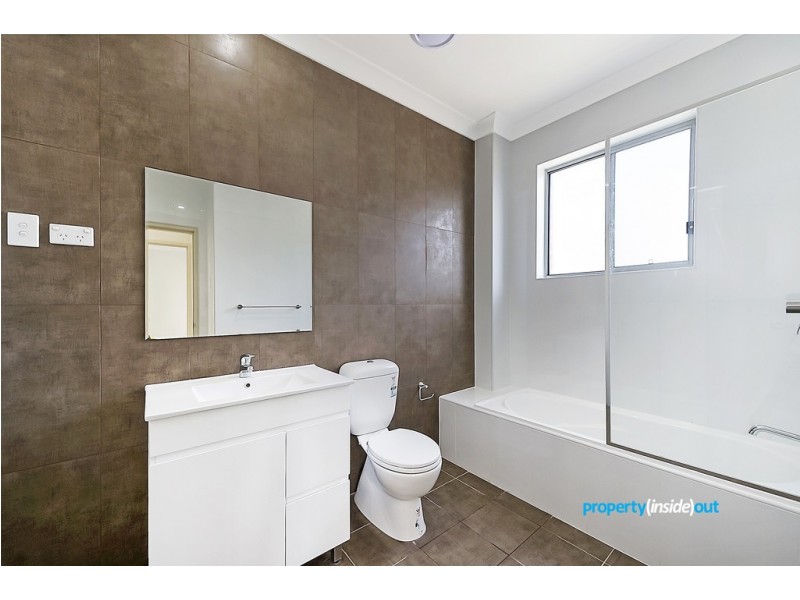 2/2-4 Octavia Street, Toongabbie NSW 2146