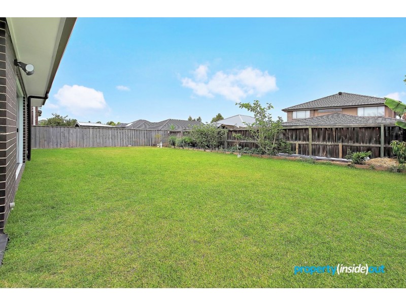 4 Shearer Place, Colebee NSW 2761