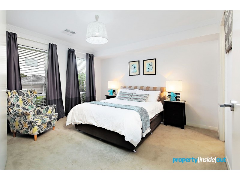 4 Shearer Place, Colebee NSW 2761