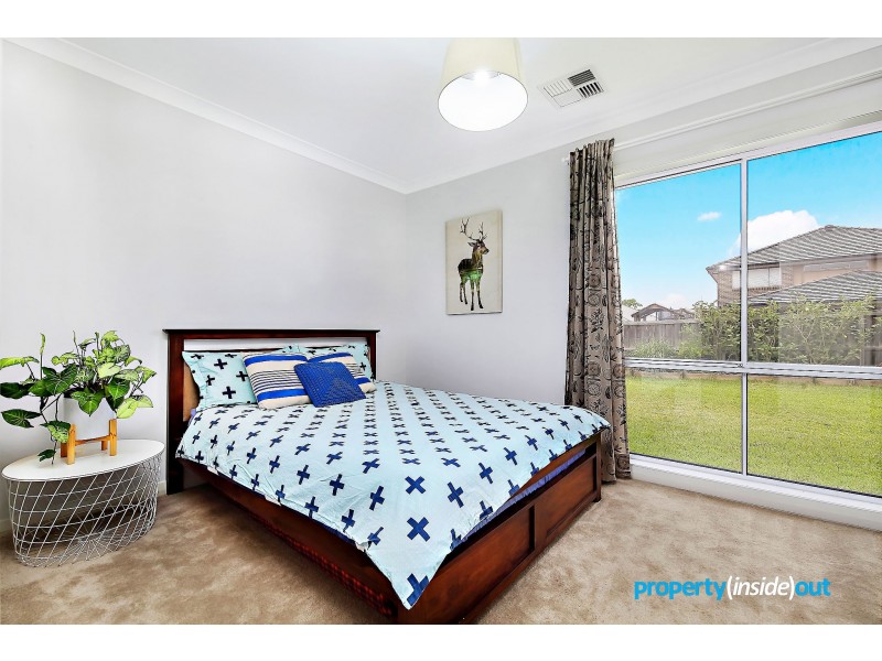 4 Shearer Place, Colebee NSW 2761