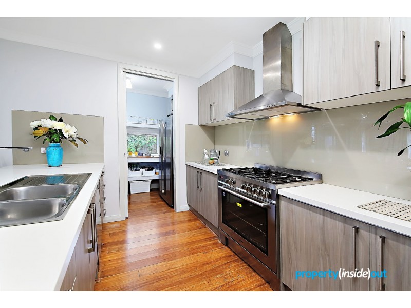 4 Shearer Place, Colebee NSW 2761