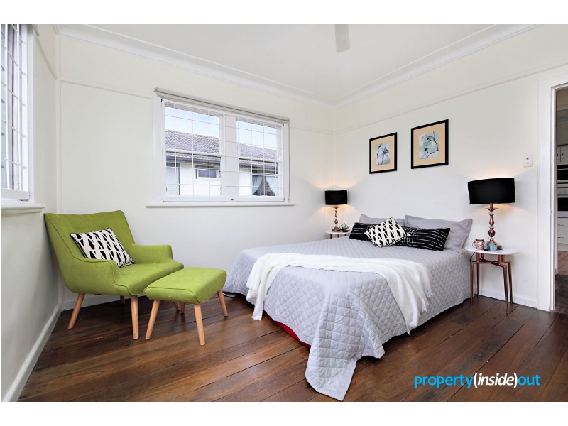 22 Station Road, Toongabbie NSW 2146