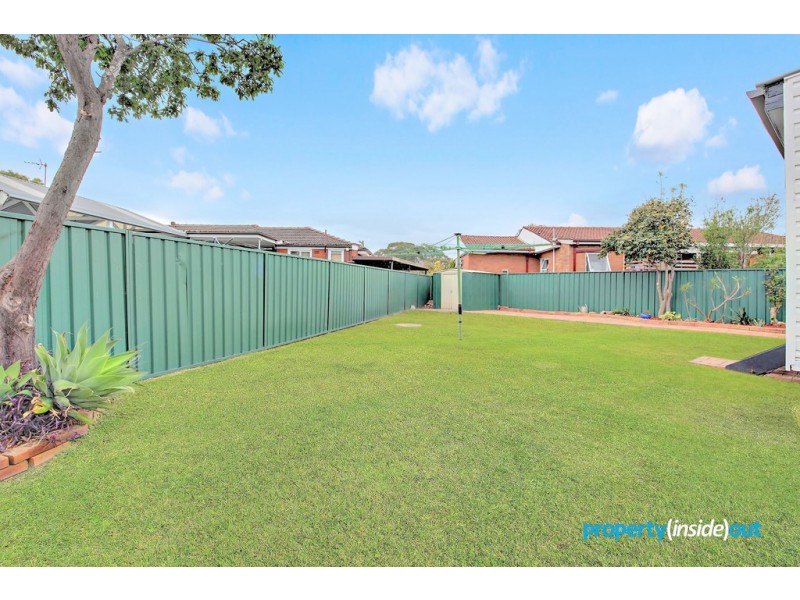 22 Station Road, Toongabbie NSW 2146