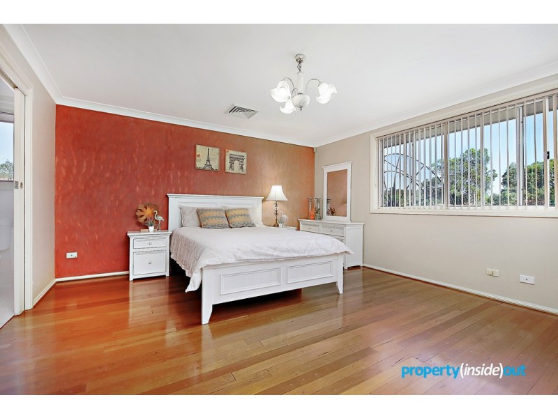 17 Sienna Grove, Woodcroft NSW 2767