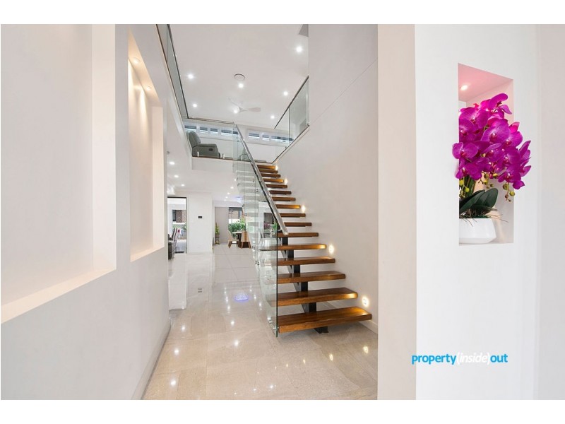 69 Metella Rd, Toongabbie NSW 2146