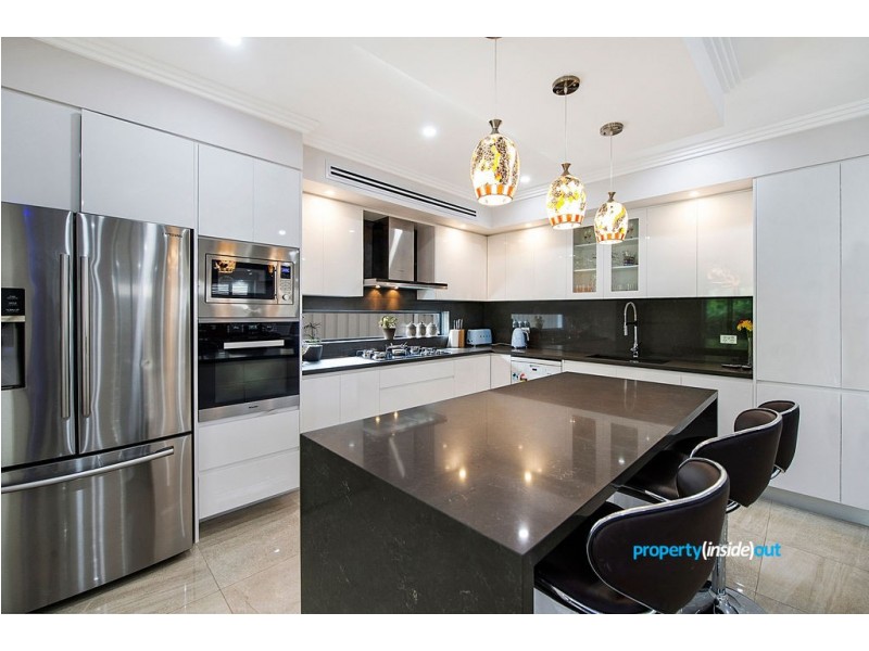 69 Metella Rd, Toongabbie NSW 2146