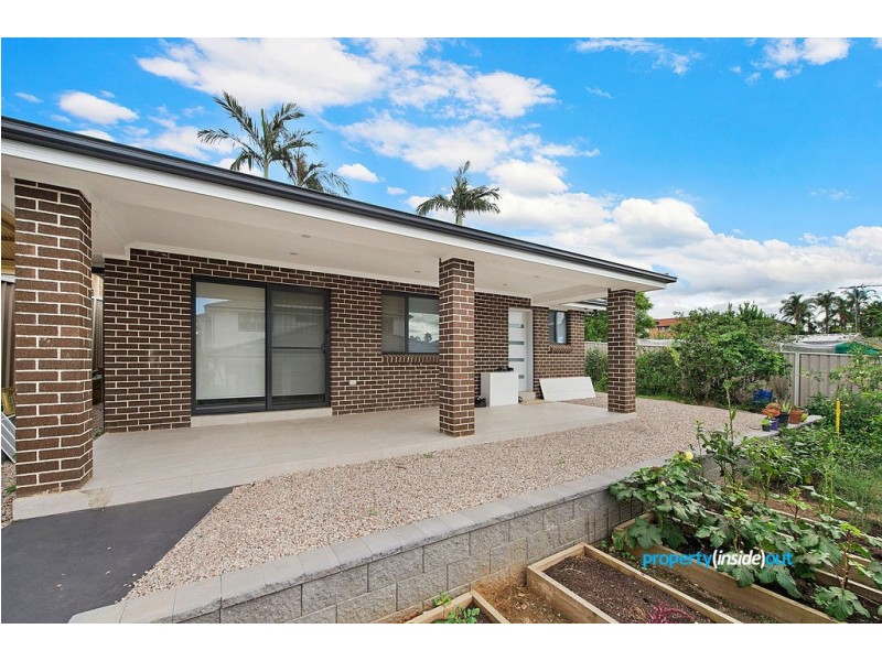 69 Metella Rd, Toongabbie NSW 2146