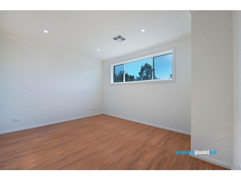32 Portia Road, Toongabbie NSW 2146
