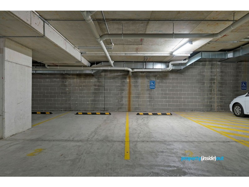 2/17 Carinya Rd, Girraween NSW 2145