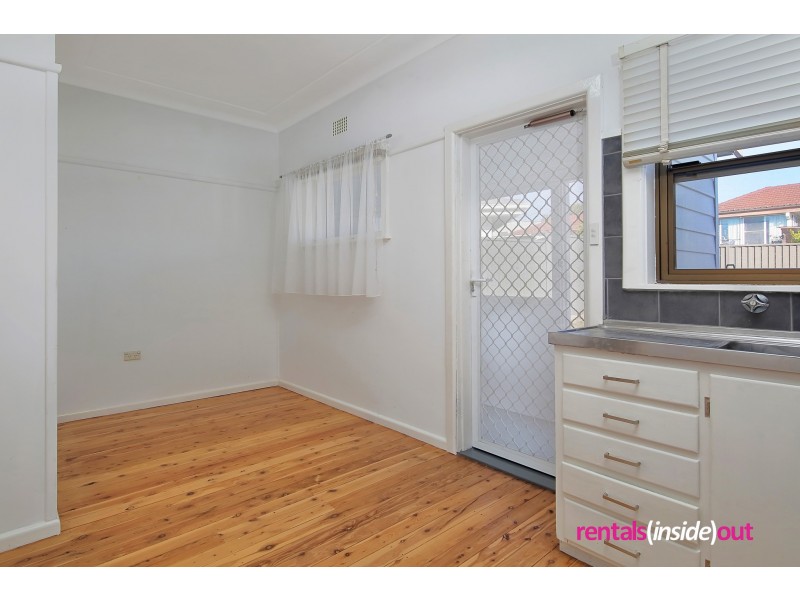20 Scott Street, Toongabbie NSW 2146