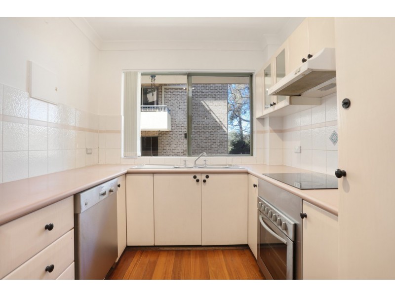 3/235 Targo Road, Girraween NSW 2145