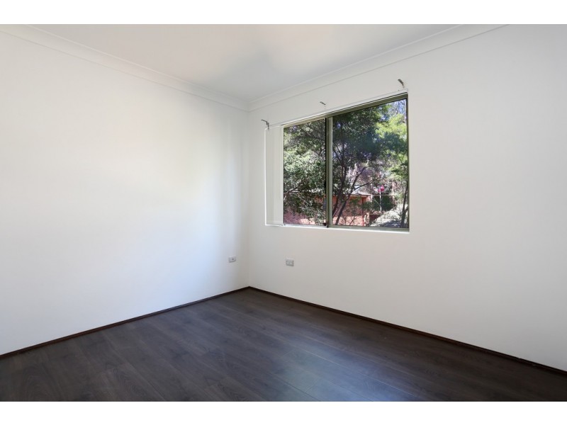 3/235 Targo Road, Girraween NSW 2145