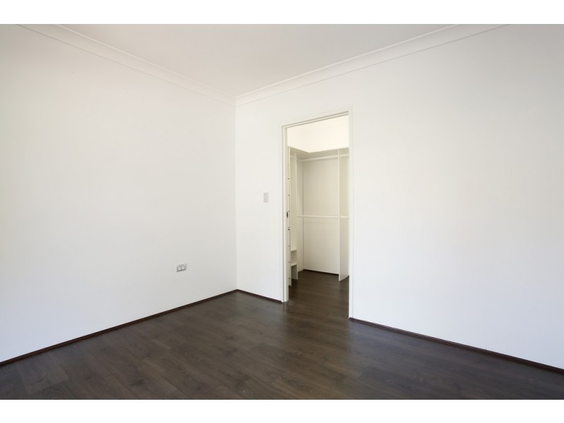 3/235 Targo Road, Girraween NSW 2145