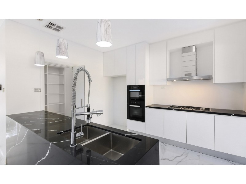 61A Oramzi Road, Girraween NSW 2145