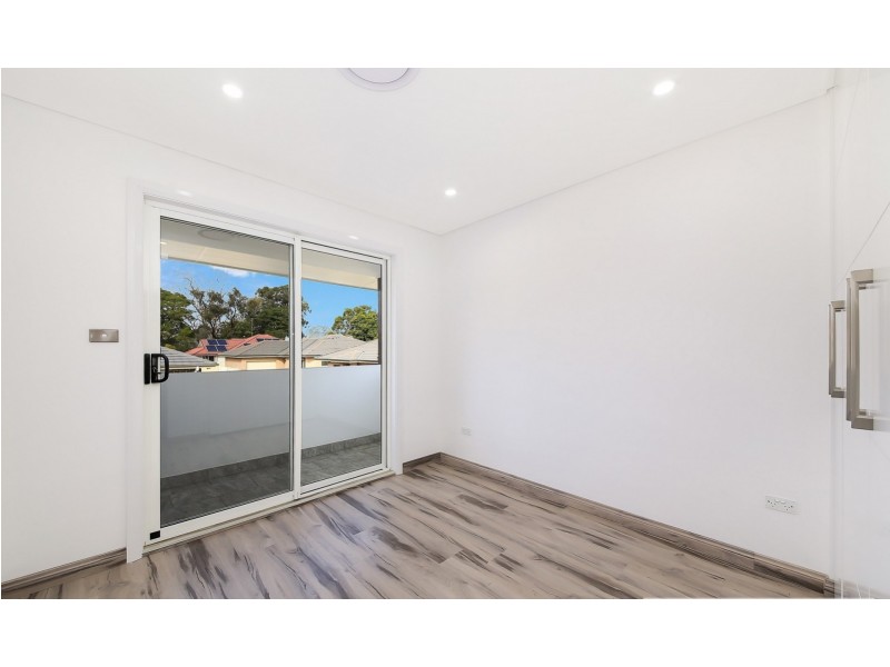 61A Oramzi Road, Girraween NSW 2145