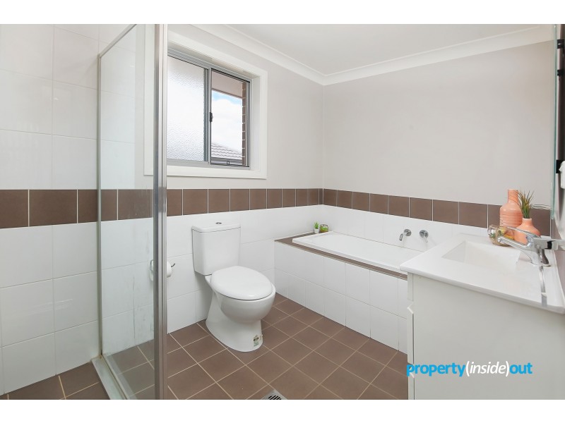 2/48 Denis Winston Drive, Doonside NSW 2767