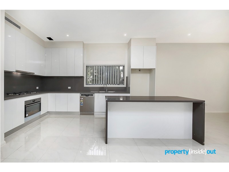 36 Binalong Road, Pendle Hill NSW 2145