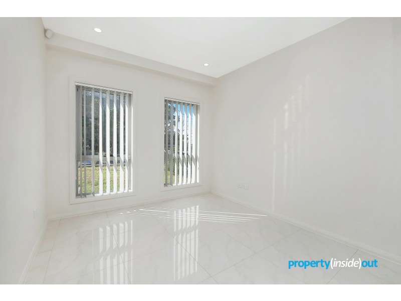 36 Binalong Road, Pendle Hill NSW 2145