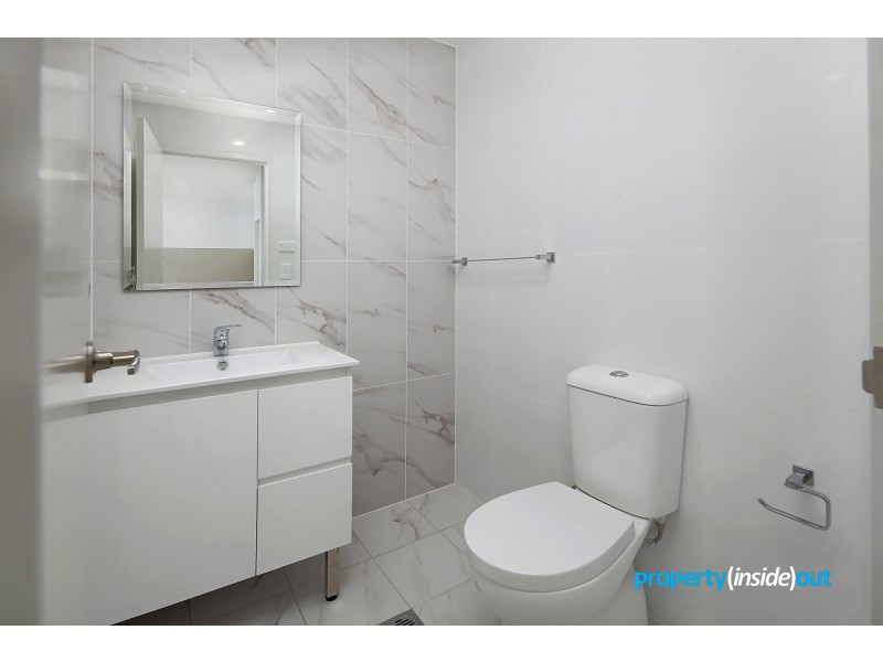 28/15-19 Toongabbie Rd, Toongabbie NSW 2146