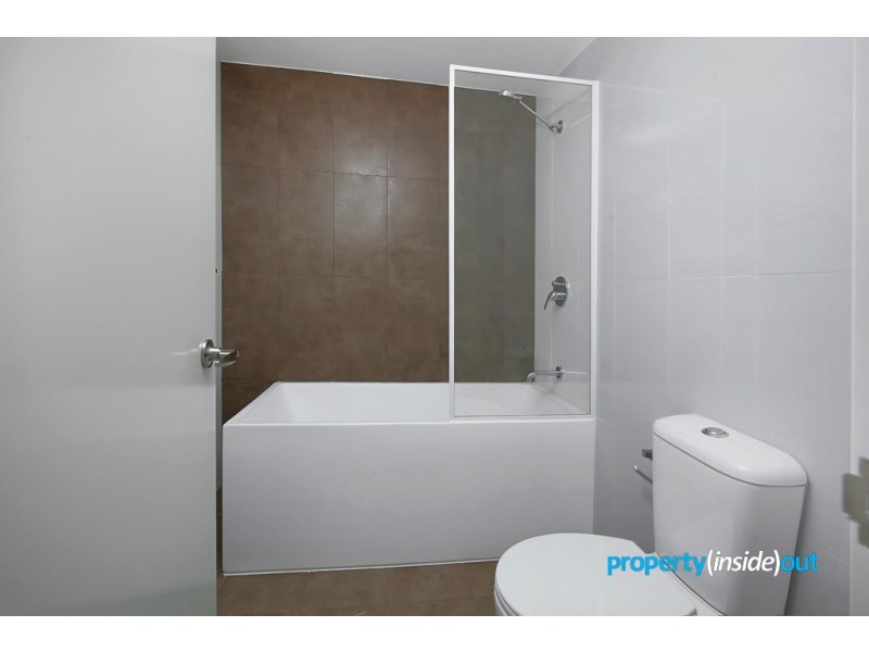 11/15-19 Toongabbie Rd, Toongabbie NSW 2146