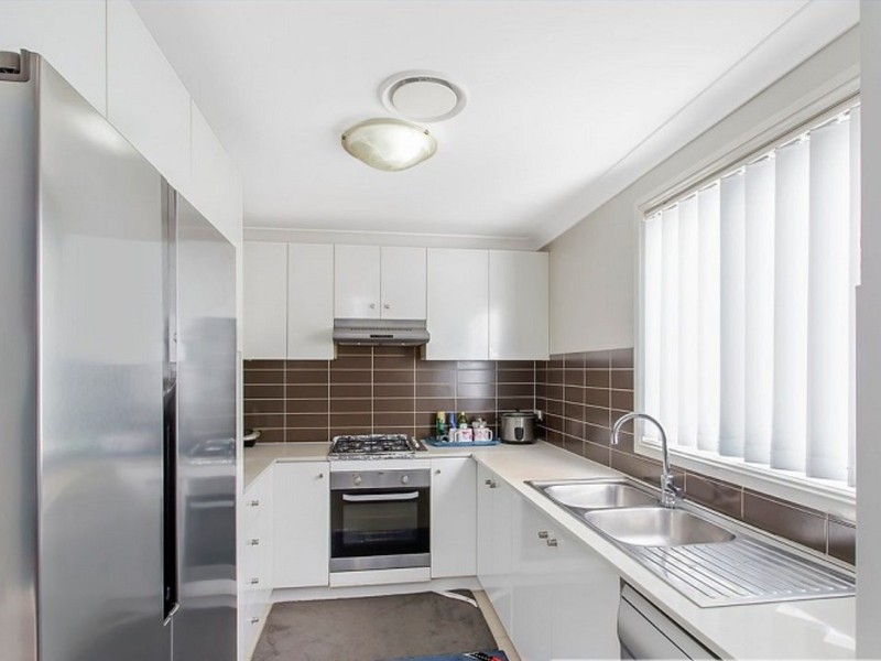 2/47 Knox Road, Doonside NSW 2767