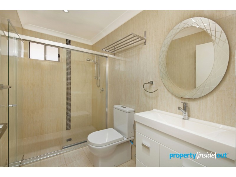 8/15-17 Carter St, Seven Hills NSW 2147