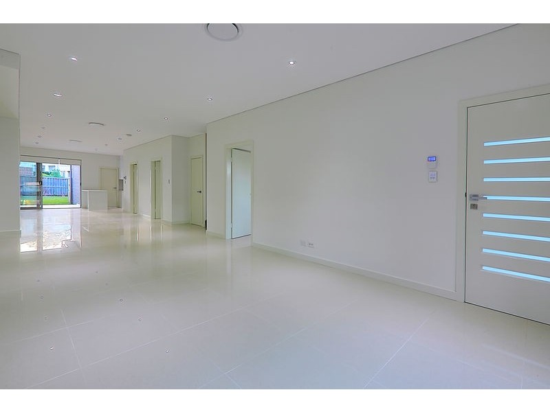 111 Naying Dr, Pemulwuy NSW 2145