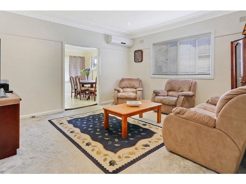 28 Beamish Road, Northmead NSW 2152