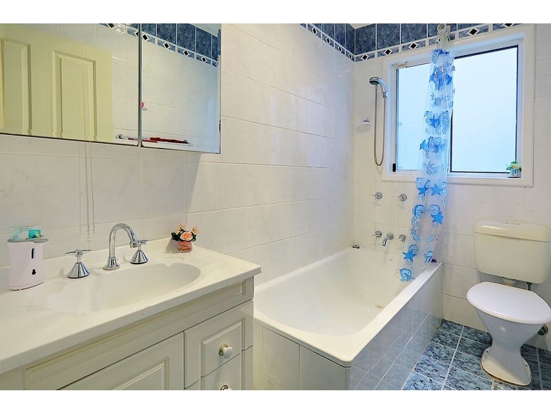 28 Beamish Road, Northmead NSW 2152