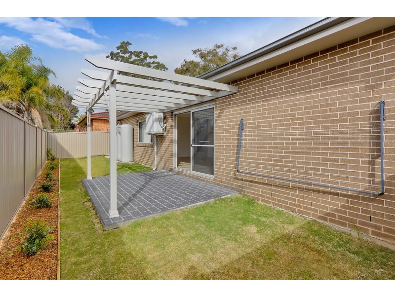 4/5 Carinya Road, Girraween NSW 2145