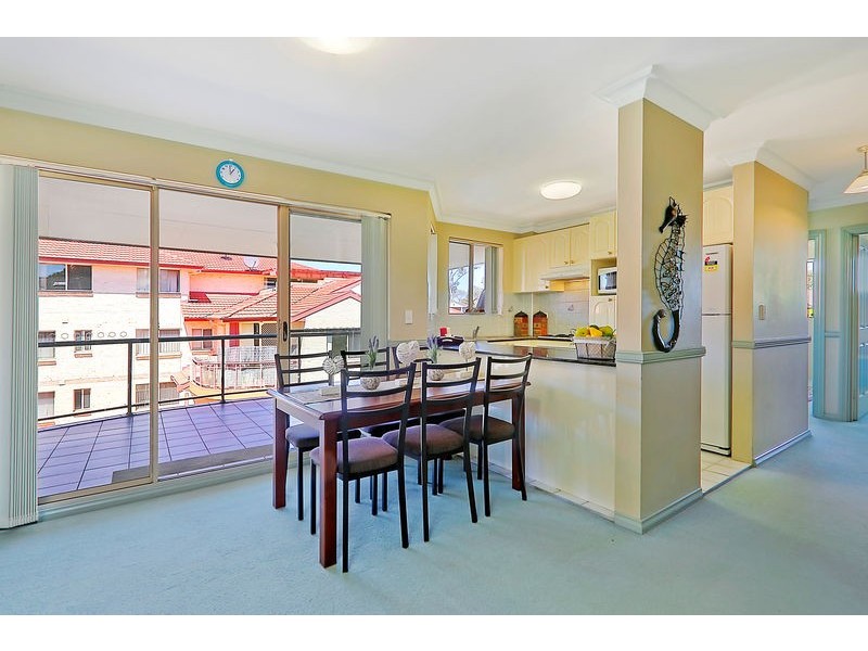 12/27-28 Parkside Lane, Westmead NSW 2145