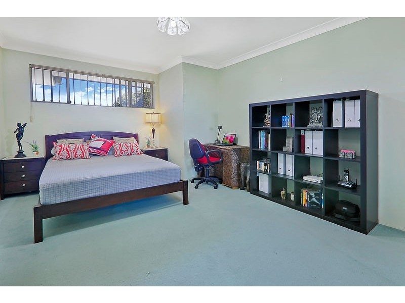 12/27-28 Parkside Lane, Westmead NSW 2145